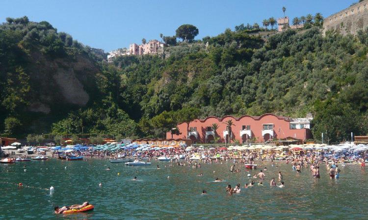 Vittoria Luxury Guest house *